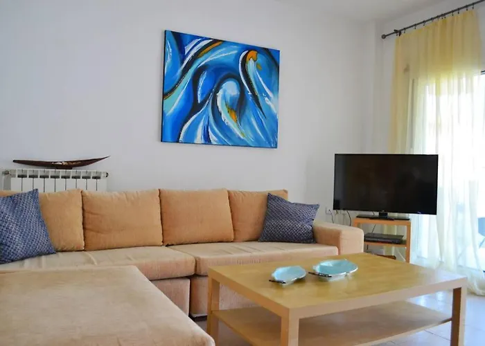 Apartment For 4 Or More